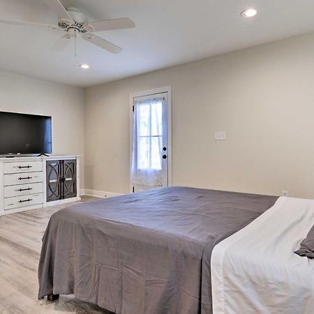 Spacious Gulfport Home With Yard 1 Mi To Beach 외부 사진