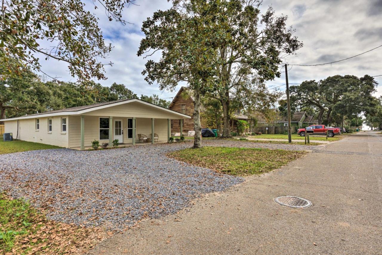 Spacious Gulfport Home With Yard 1 Mi To Beach 외부 사진